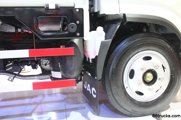 JAC Shuailing K340 115 ch 4X2(6 roues) camion léger à ridelles à cabine simple 4,23 m (conduite à droite) Châssis (2) | 86Trucks