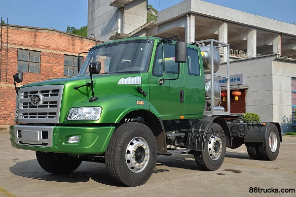 FAW Liute Anjie (L5R) Heavy Truck 310 hp 6X2(8 wheels) LNG Long-nose Tractor Truck Exterior (3) | 86Trucks