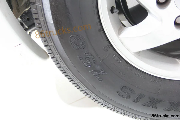 JMC Yuhu 2012 4WD 2.4L Diesel Double Cab Pickup (GL) (4) | 86Trucks