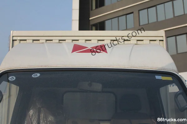 JMC New Kaiyun 116hp 4X2(6 wheels) 4.21m single-row van light truck (enlarged cargo box) Exterior (2) | 86Trucks