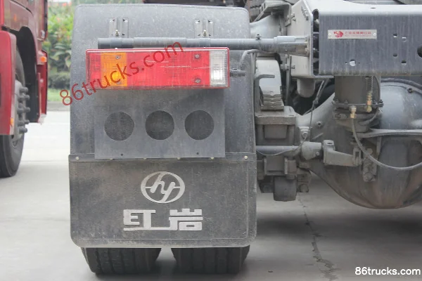 SAIC Hongyan Genlyon M100 Heavy Truck 390 hp 6X4(10 wheels) Tractor Truck (Flat Top) Chassis (1) | 86Trucks