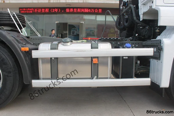 Sinotruk Sitrak C7H heavy truck 440 hp 6X4(10 wheels) tractor truck (dangerous goods transport) Chassis (3) | 86Trucks