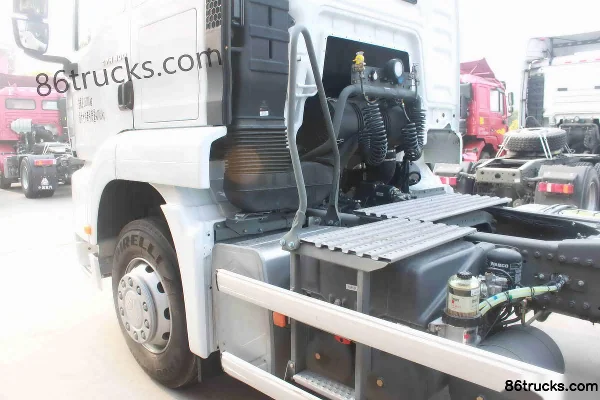 Sinotruk Sitrak C7H heavy truck 440 hp 6X4(10 wheels) tractor truck (dangerous goods transport) Chassis (1) | 86Trucks