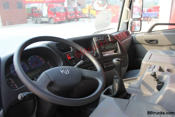 Dongfeng Commercial Vehicle version déblai Tianguang KC camion lourd 385 ch 6X4(10 roues) 7 m camion benne Cabine (3) | 86Trucks