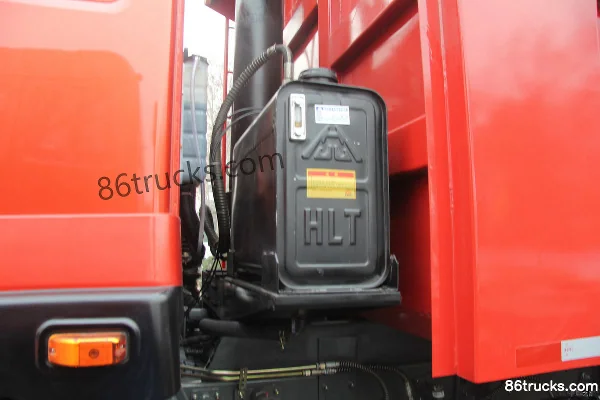 Sinotruk Fulong H5 Heavy Truck 280 hp 8X4(12 wheels) 7.4m Dump Truck Chassis (1) | 86Trucks