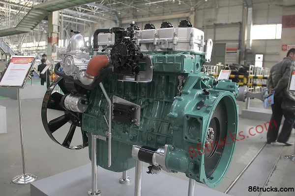 Xichai CA6SL2-31E5N 310 ch 5,6 L China V moteur au gaz naturel Extérieur (3) | 86Trucks