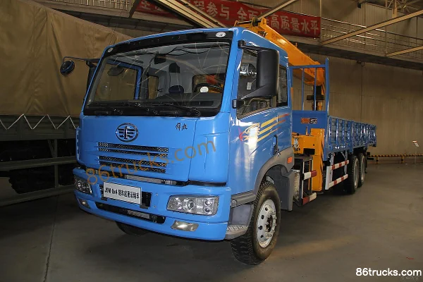 FAW Jiefang FAW Jiefang Hanwei J5M Heavy Truck truck-mounted crane