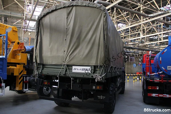 FAW Jiefang Aowei J5P Heavy Truck Off-Road Type 260 hp 4X4(6 wheels) Cargo Truck Exterior (3) | 86Trucks