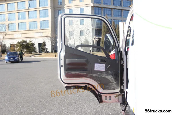 Foton Aoling Jieyun 116 ch 4X2(6 roues) CNG 3,735 m cabine approfondie fourgon léger (1) | 86Trucks