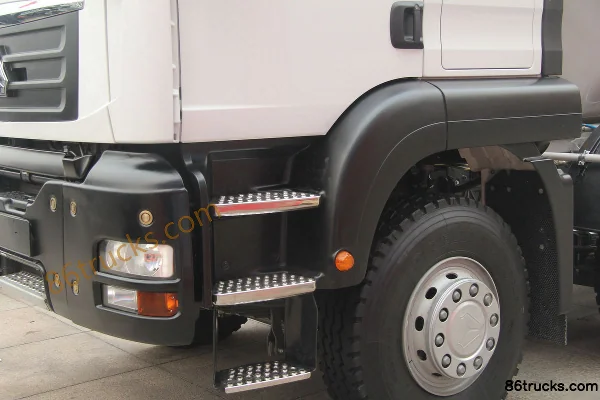 Sinotruk SITRAK C7H heavy truck 400 hp 8X4(12 wheels) concrete mixer truck Chassis (1) | 86Trucks