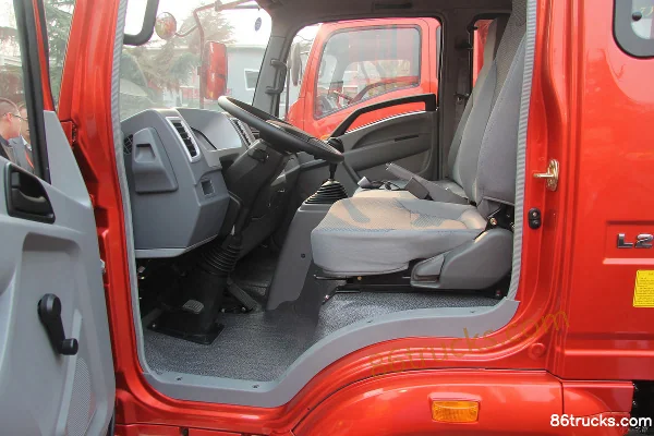 Sinotruk HOWO Hanjiang 115 ch 4X2(6 roues) camion léger plateau à ridelles tout-terrain, cabine avec couchette 3,8 m (3) | 86Trucks