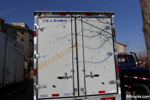 Foton Ollin TX 110 ch 4X2(6 roues) camion léger fourgon à cabine simple 4,165 m Carrosserie (1) | 86Trucks