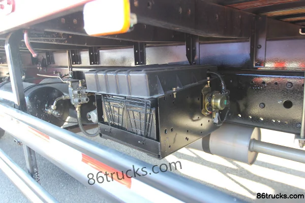 Foton Ollin TX 160 hp 4X2(6 wheels) 6.75m semi-panel light truck Chassis (3) | 86Trucks
