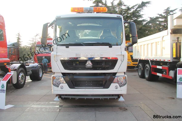 Sinotruk HOWO T5G 180hp 4X2(6 wheels) water sprinkler truck Exterior (2) | 86Trucks