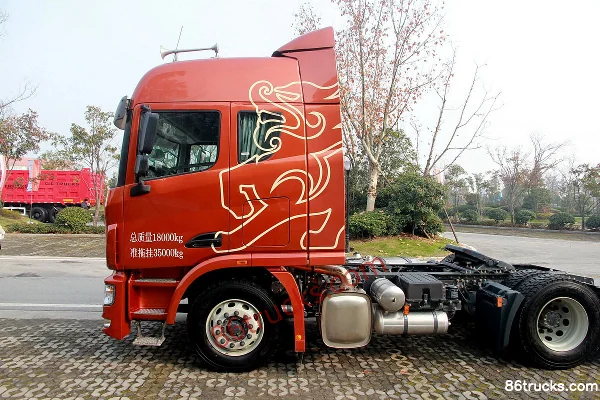 Union Truck U380 heavy truck standard load type 380hp 4X2(6 wheels) low saddle tractor truck Exterior (3) | 86Trucks