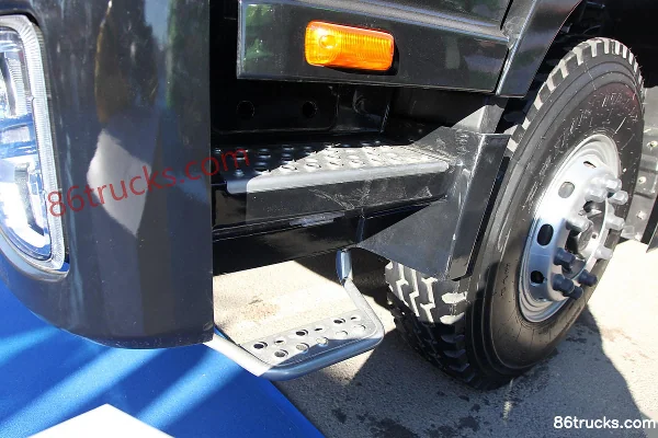 Foton AumanGTL 9 Series 420hp 6X4(10 wheels) tractor truck Chassis (1) | 86Trucks