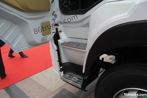 Sinotruk Steyr 380 ch 6X4(10 roues) tracteur routier Cabine (3) | 86Trucks