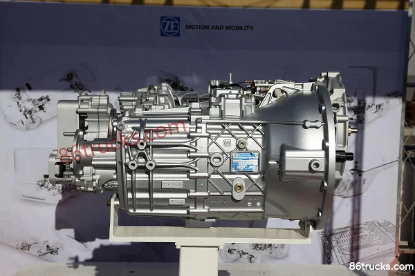 ZF ZF6S500 6-speed manual transmission Exterior (3) | 86Trucks