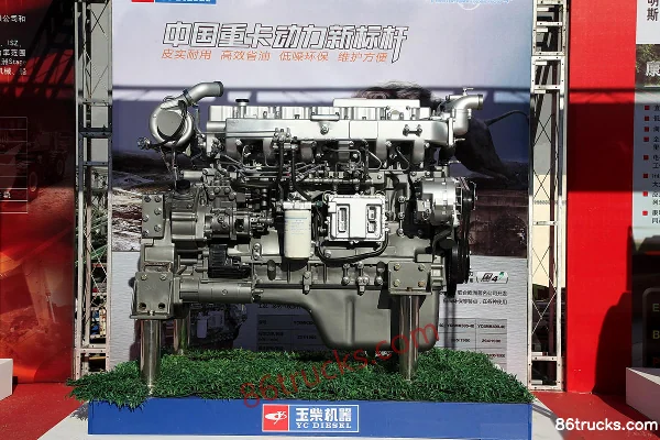Yuchai YC6MK400-40 400hp 10.3L China IV Diesel Engine Exterior (2) | 86Trucks
