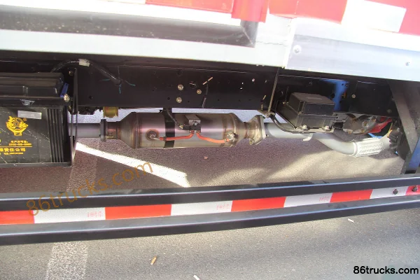 Foton Aumark 1 Series 118 hp 4X2(6 wheels) 4.165m single-row van light truck Chassis (2) | 86Trucks