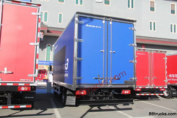 Foton Aumark 5 Series Medium Truck 170 hp 4X2(6 wheels) 6.2m Van Cargo Truck Exterior (3) | 86Trucks