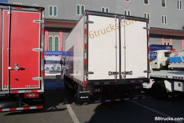 Foton Aumark Série 5 143 ch 4X2(6 roues) camion frigorifique Extérieur (3) | 86Trucks