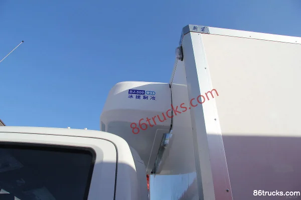 Foton Aumark Série 5 143 ch 4X2(6 roues) camion frigorifique Châssis (1) | 86Trucks