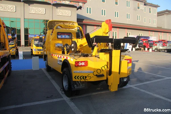Foton Lisha 156 hp 4X2(6 wheels) Wrecker Truck Exterior (3) | 86Trucks