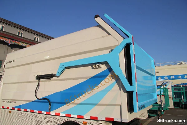 Foton Leishan 156 hp 4X2(6 wheels) Garbage Truck Chassis (3) | 86Trucks