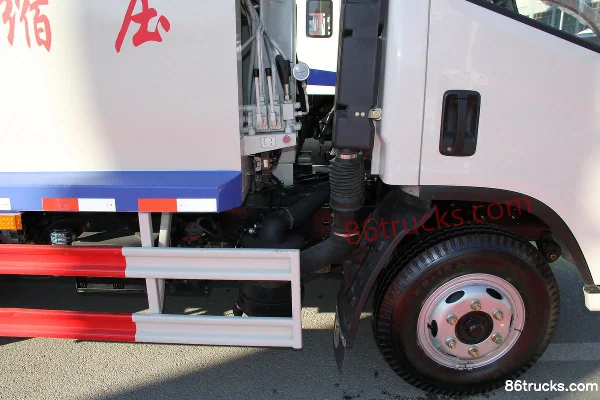 Foton Times H3 113 ch 4X2(6 roues) camion à ordures Châssis (1) | 86Trucks