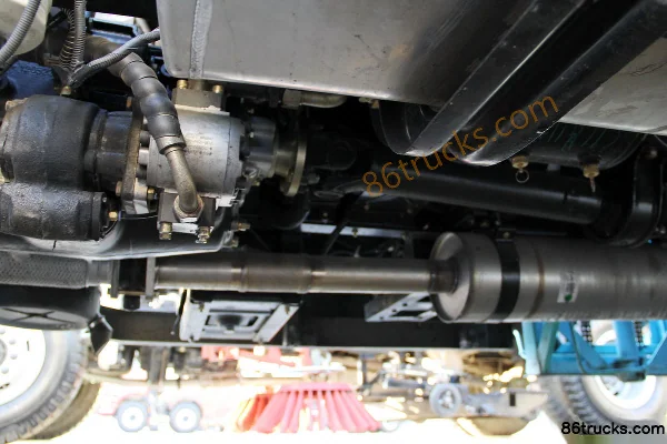 Foton Leisha 143 ch 4X2(6 roues) camion de déchets alimentaires Châssis (3) | 86Trucks