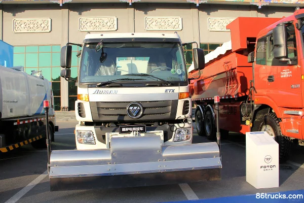 Foton Auman 210 hp 4X2(6 wheels) Cleaning Truck (Leisha Brand) Exterior