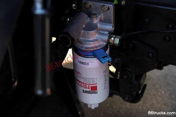 Times Jingang Y839 130 ch 4X2(6 roues) camion benne Châssis (3) | 86Trucks