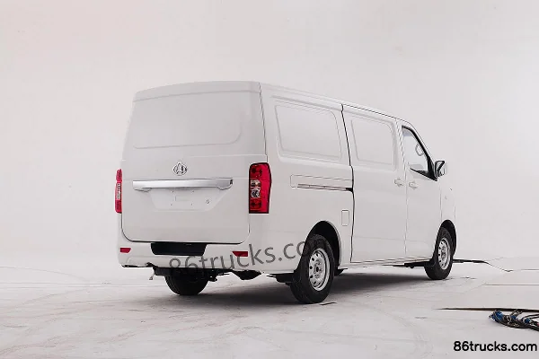Changan Light Vehicle Ruixing Standard Type 109 hp 1.5L Panel Van Exterior (2) | 86Trucks
