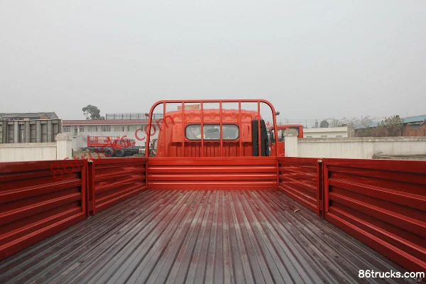 Dongfeng Kaipute Medium Truck 160hp 4X2(6 wheels) 6.2m Cargo Truck Body (2) | 86Trucks