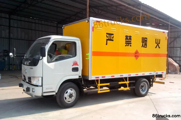 Dongfeng Duolika 130 hp 4X2(6 wheels) Explosive Material Transport Truck (Zhongchang Brand) Exterior (2) | 86Trucks