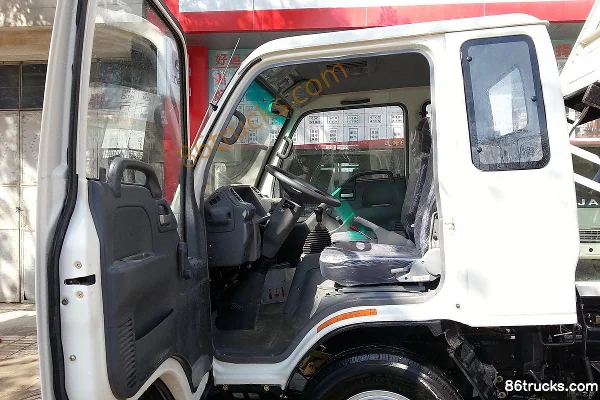 JAC Haoyun 82 hp 4X2(6 wheels) 2.75m Dump Truck Cab (1) | 86Trucks