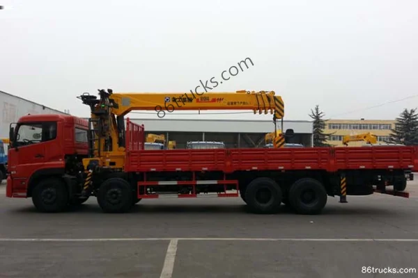 Dongfeng Commercial Vehicle Tianlong 292hp 8X4(12 wheels) Truck-mounted Crane (XCMG brand) Exterior (2) | 86Trucks