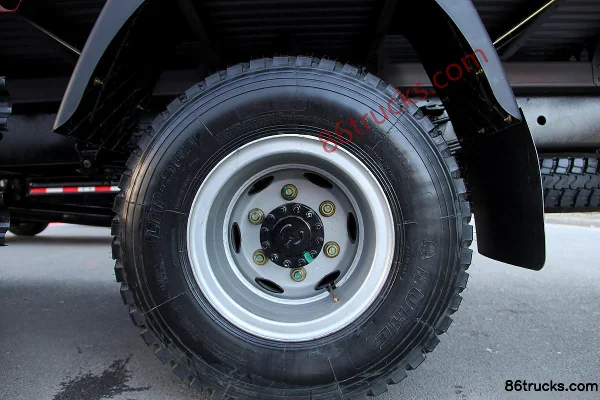 Foton Forland Kangrui H3 154 ch 4X2(6 roues) camion plateau léger à cabine demi-avancée 5,2 m Châssis (3) | 86Trucks
