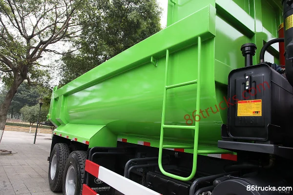 Dongfeng Liuqi Chenglong M5 385 hp 6X4(10 wheels) 6m Dump Truck Chassis (2) | 86Trucks