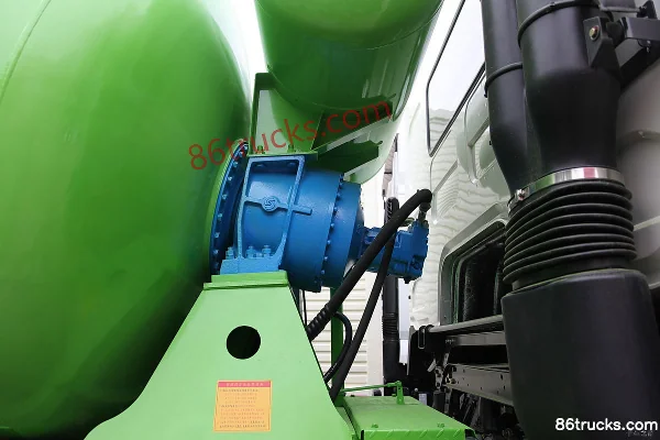 Dongfeng Liuqi Balong 336 hp 6X4(10 wheels) Concrete Mixer Truck Body (1) | 86Trucks