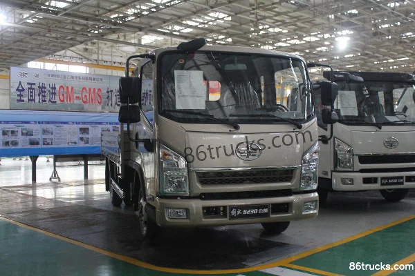 FAW Hongta FAW Jiefang Gongshi 115 hp 4X2(6 wheels) 3.8m semi-row flatbed light truck Exterior (2) | 86Trucks