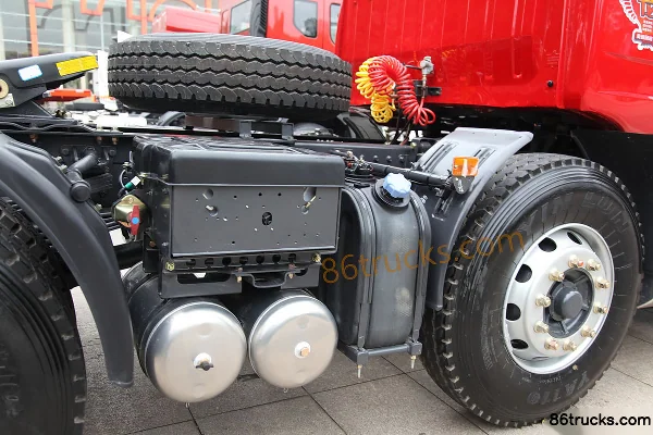 DongfengLiuqi Longka camion lourd 310 ch 6X2(8 roues) tracteur routier à capot Châssis (2) | 86Trucks