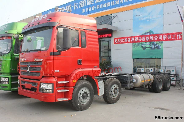 SHACMAN Delong M3000 336 ch 8X4(12 roues) camion porteur à ridelles 9,5 m (LNG) Extérieur (3) | 86Trucks