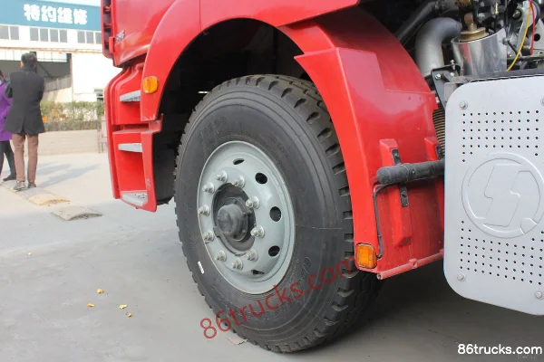 SHACMAN Delong M3000 336 ch 8X4(12 roues) camion porteur à ridelles 9,5 m (LNG) Châssis (1) | 86Trucks