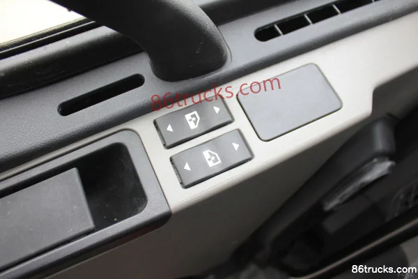 FAW Jiefang J6P 370ch 8X4(12 roues) Châssis de camion benne 8,8 m Cabine (2) | 86Trucks
