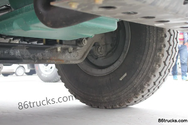 FAW Jiefang J6P 370ch 8X4(12 roues) Châssis de camion benne 8,8 m (2) | 86Trucks