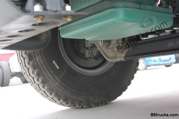 FAW Jiefang J6P 370ch 8X4(12 roues) Châssis de camion benne 8,8 m (1) | 86Trucks