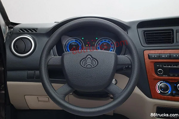 Changan Light Bus Ruixing 109hp Panel Van Cab (2) | 86Trucks