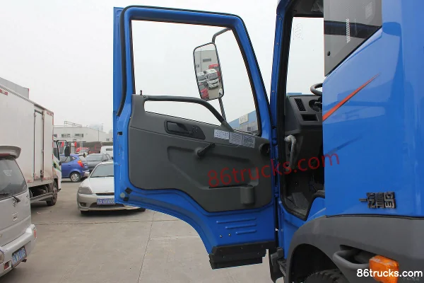 FAW Jiefang Qingdao Sailong camion porteur moyen 130 ch 4X2(6 roues) 6,2 m camion fourgon cabine demi-avancée (1) | 86Trucks